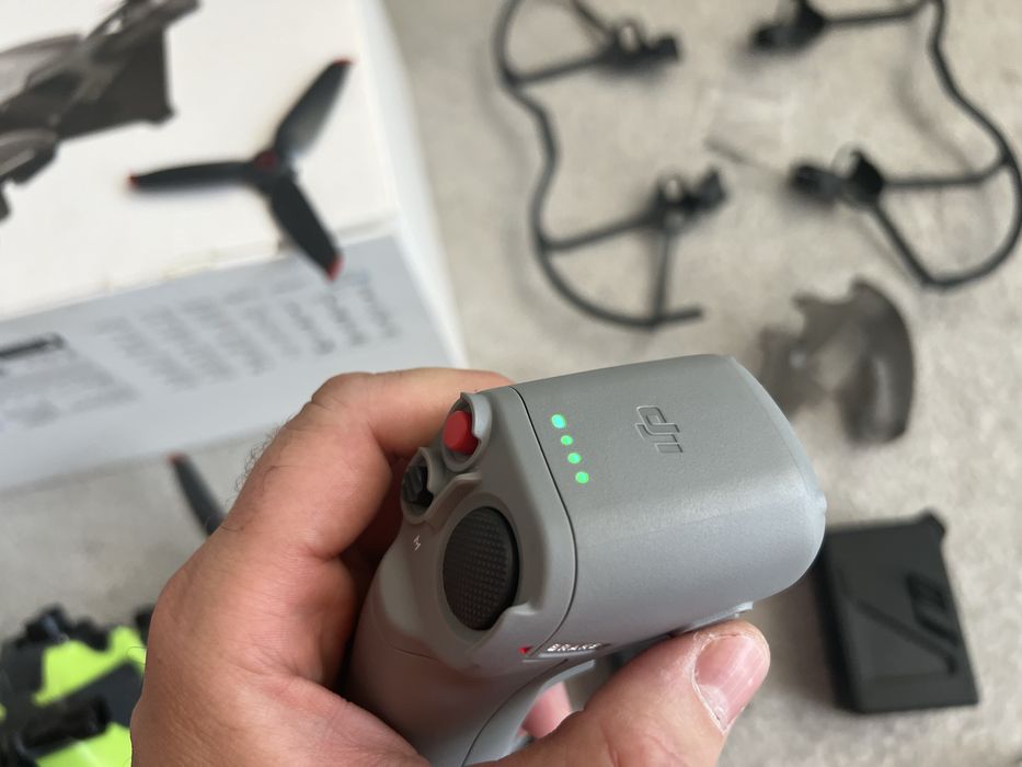 DJI FPV дрон + комплект филтри + допълнителни аксесоари