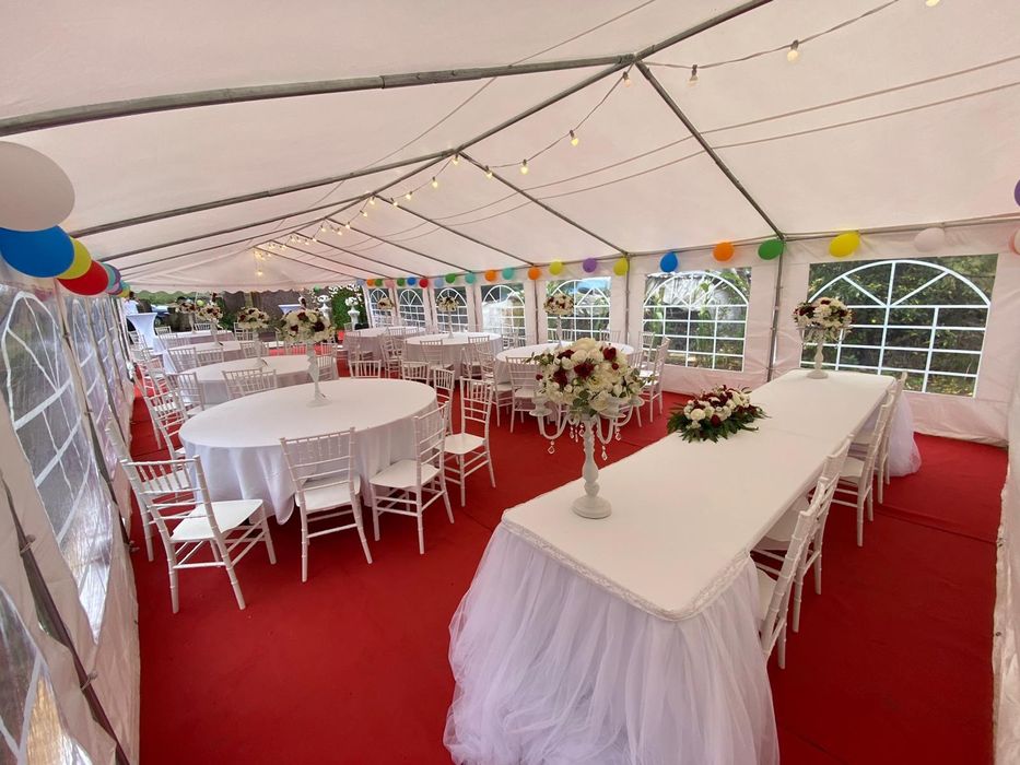 Închiriez Cort/Corturi Scaune Mese