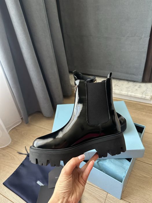 Дамски ботуши Prada