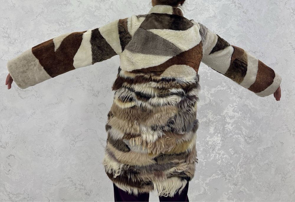 Шуба из натурального меха(овен)