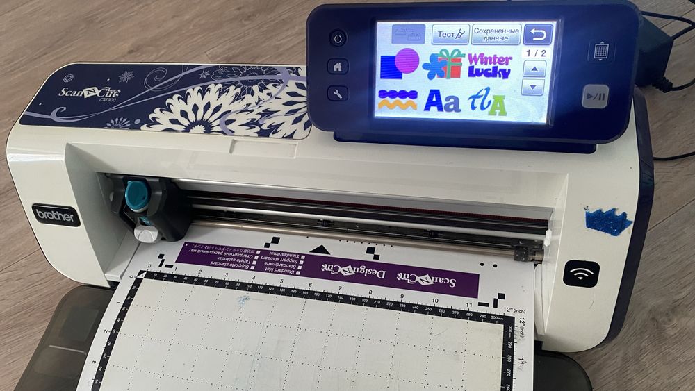 Продам плоттер Brother ScanNCut CM900 в отличном состоянии