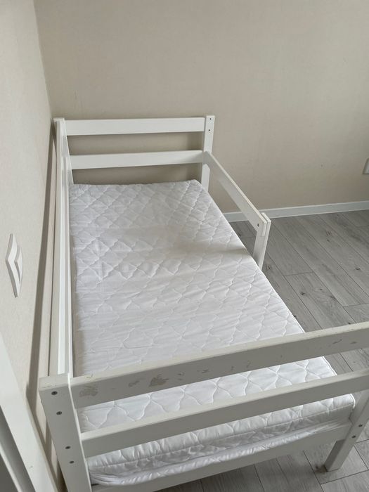 Продам две детские кровати