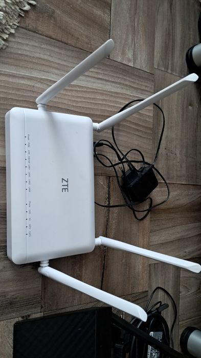 Rutere wifi Asus, ZTE si TP-Link