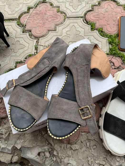 Женская обувь 39-40размера