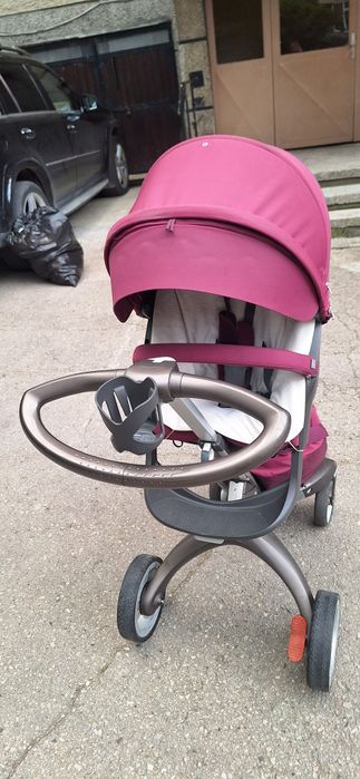Продавам бебешка количка Stokke (летен/зимен кош и столче за кола ISOFIX )