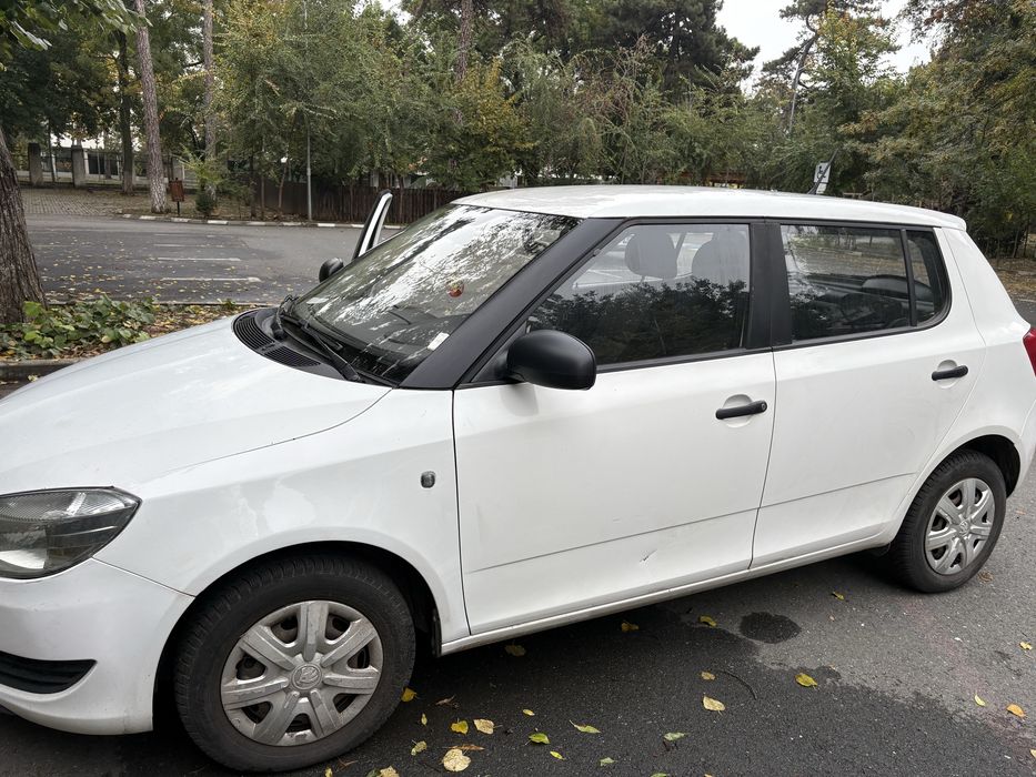 SKODA Fabia 2013 — imagine 4