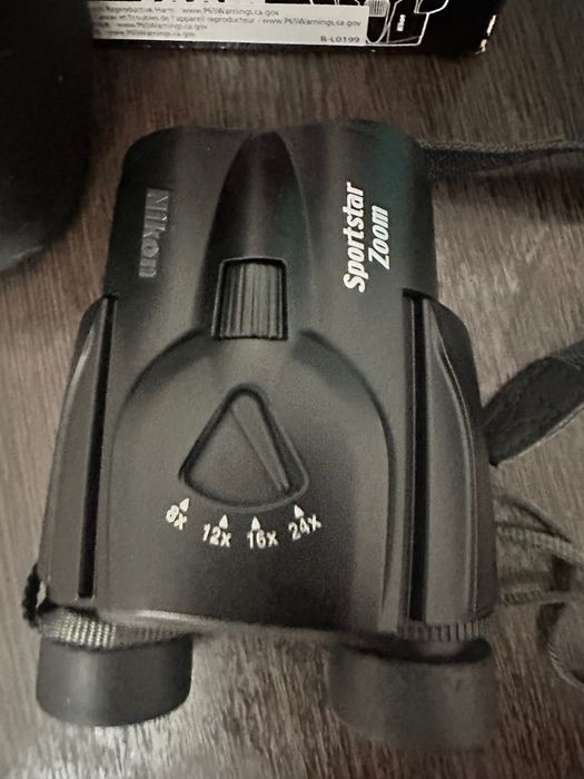 Бинокль NIKON  Sportstar Zoom 8–24×25,