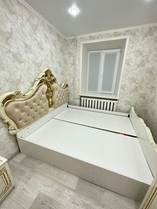 Продам спальный гарнитур б/у