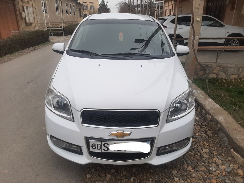 Nexia3 avtomat sotiladi