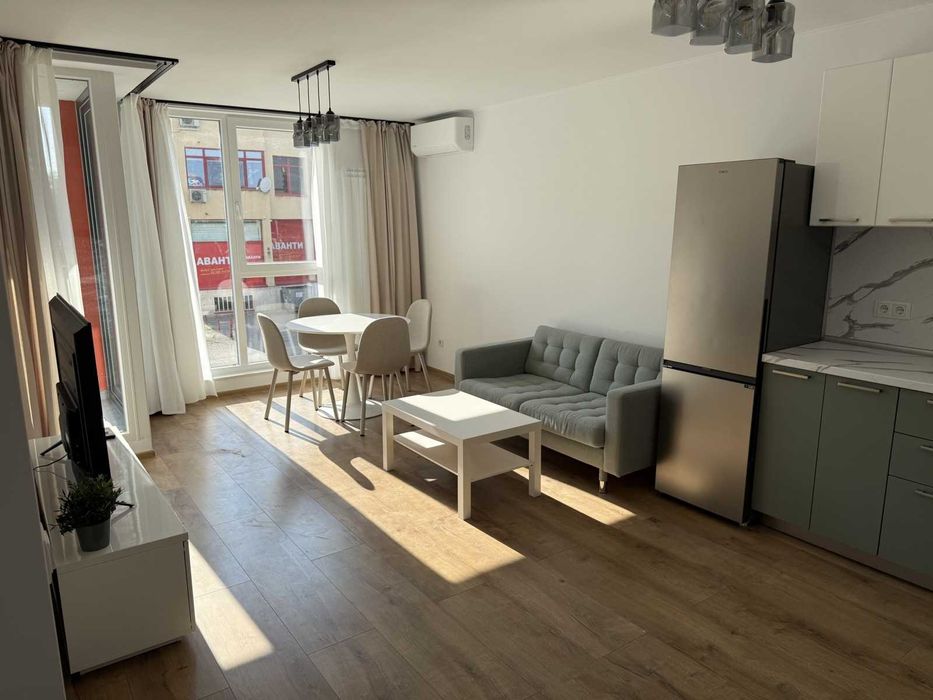 Даваме Под Наем Двустаен Апартамент В Слатина