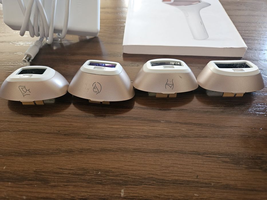 Фотоепилатор Philips Lumena Prestige IPL