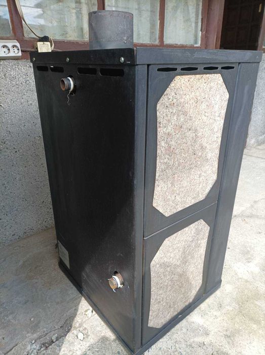 Камина отоплителна на твърдо гориво "ПРИТИ"