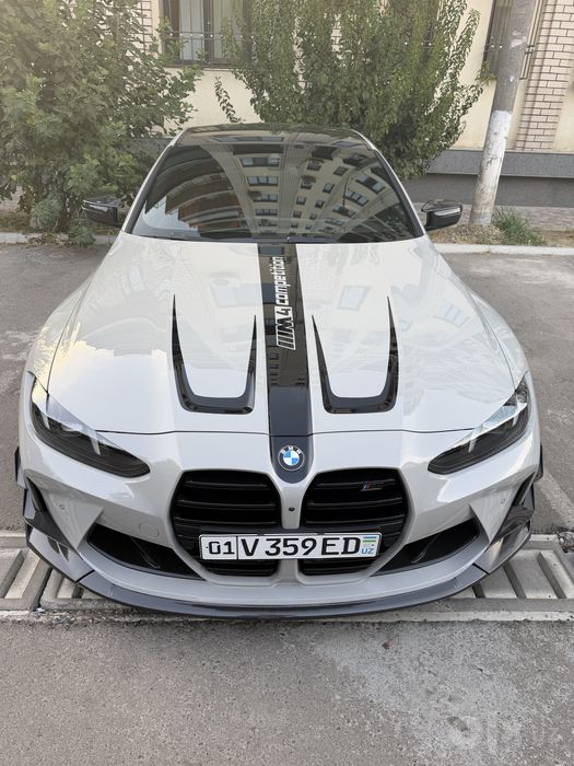 Продам Bmw m4 com. 2024/25 res. Своя.