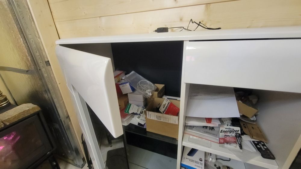 Продавам холна секция