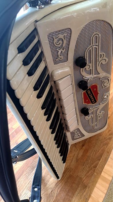 Vand acordeon Italienesc Francini
