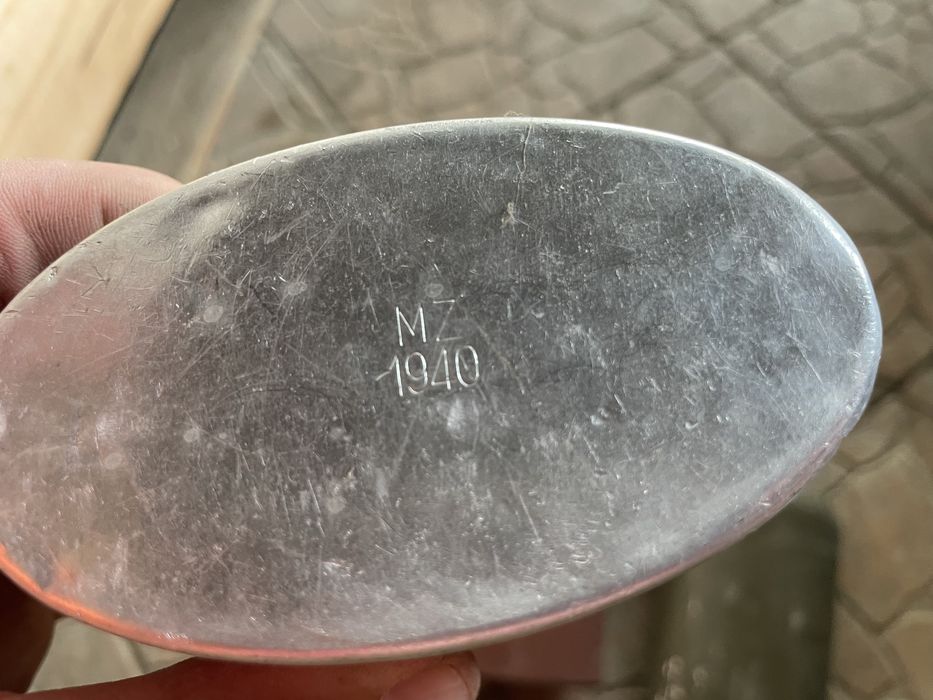 Plosca miitara din aluminiu din anii 1940