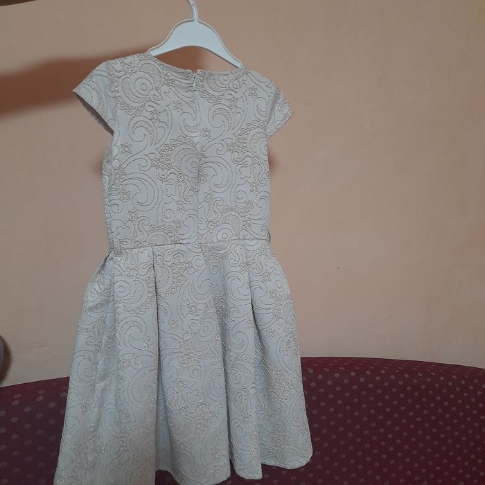 Платья нарядные 8-13 лет