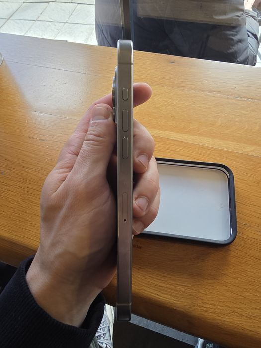 Iphone 15 pro Max + Apple watch 7 series LTE