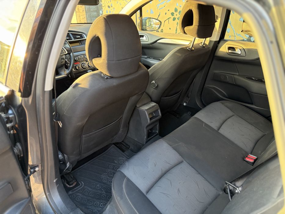 CITROËN C4 2011 — imagine 5