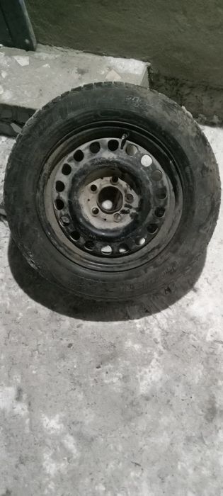 Запаска Мерседес 195/65/15