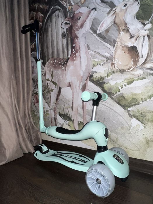 Тротинетка с родителски контрол и светеи гуми