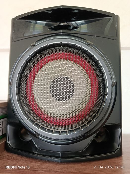 Музыкальный центр