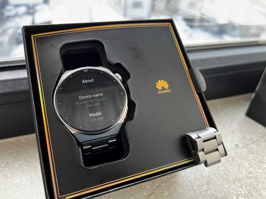Vând ceas Huawei Watch GT 3 Pro Titanium (46 mm) - smartwatch