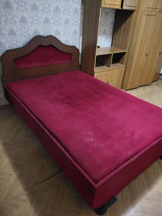 Продам б/у мебель и бытовую технику