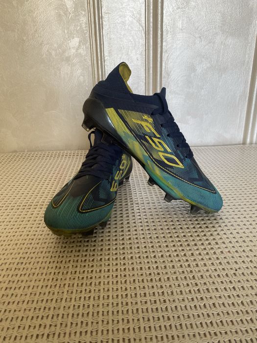 Adidas f50 butsasi lightstrike pro