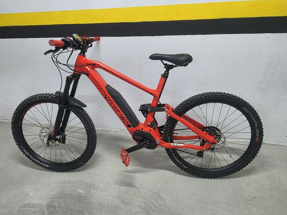 Bicicleta electrica full suspensie