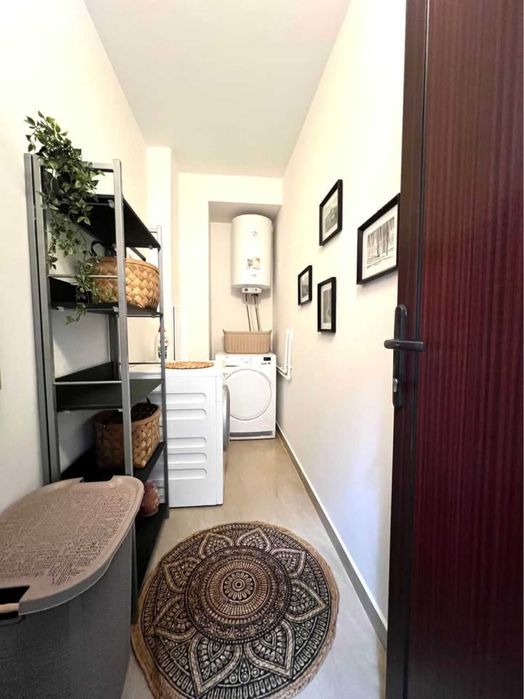 Продава се Тристаен апартамент в Пловдив, Южен - 95 кв.м за 2053 €/кв.м - Снимка #8