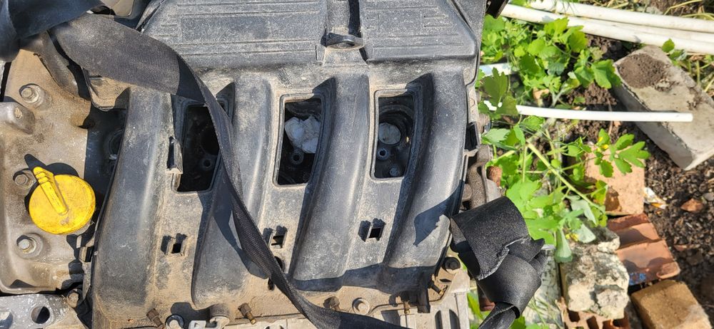 Двигатель  на ларгус к4м Рено