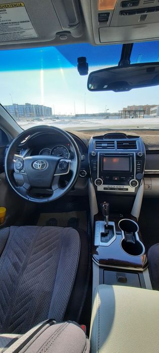 Продам Тойота камри 2013 года