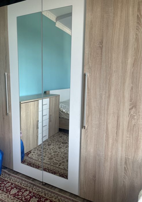 Спальный гарнитур