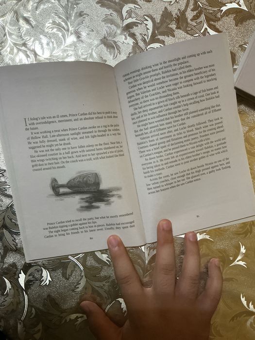 How the king of Elfhame learned to hate stories by Holly Black