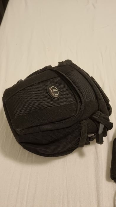 Geantă DSLR pentru obiective scurte