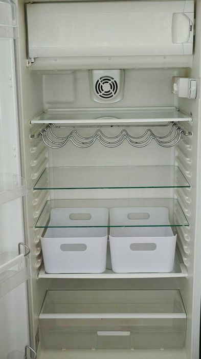 Истински ретро хладилник SMEG в черен цвят
