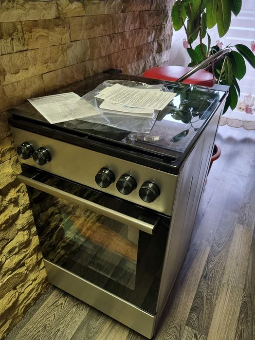 Aragaz 50cm cu cuptor pe gaz inox Gorenje