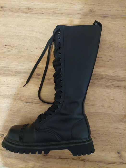 Bocanci Demonia piele