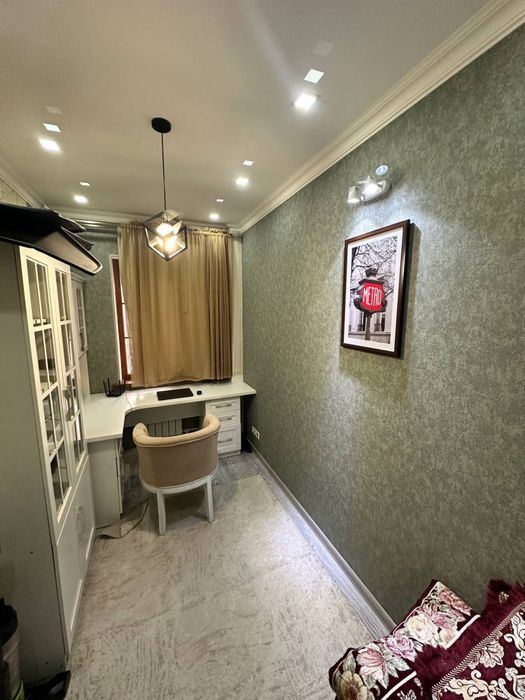 Продается 4 комнатная квартира Кунаева гостиница Россия