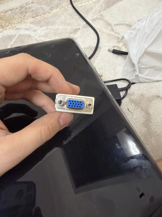 Монитор Samsung SyncMaster p2270