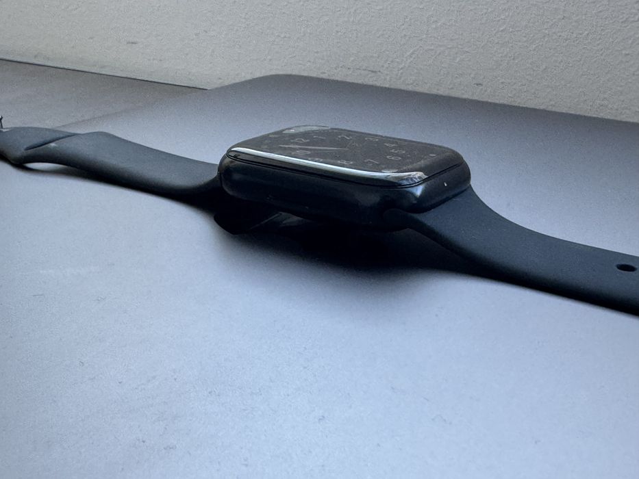 Apple watch series 8 45mm