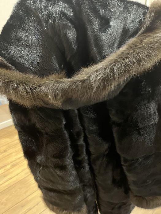 Продаю норковую шубу