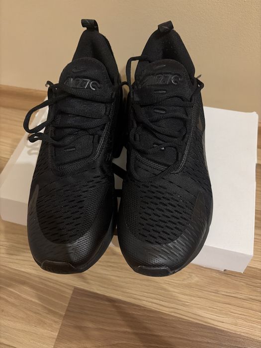 AirMax 270 два чифта 44номер