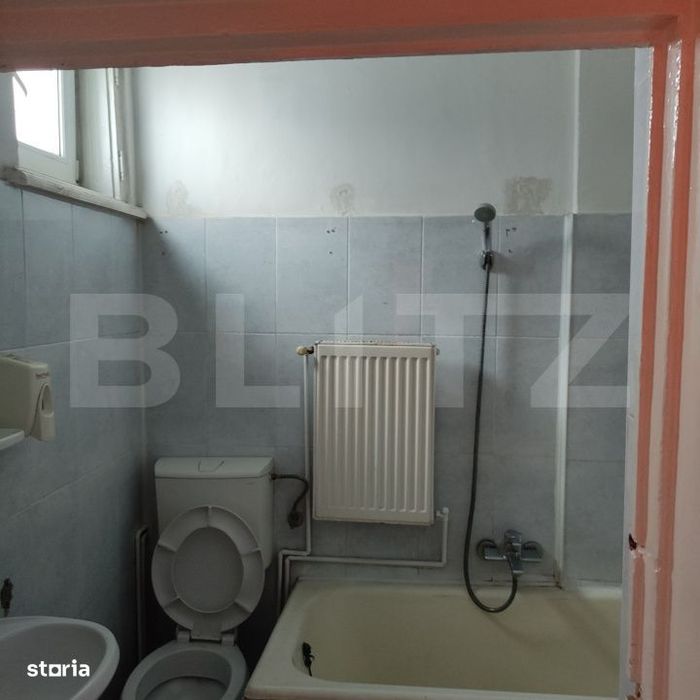 Proprietate 80 mp, teren 576 mp, dubla deschidere, strada Eternitea