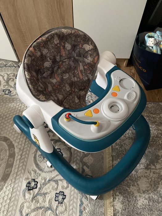 Ходунок для малыша