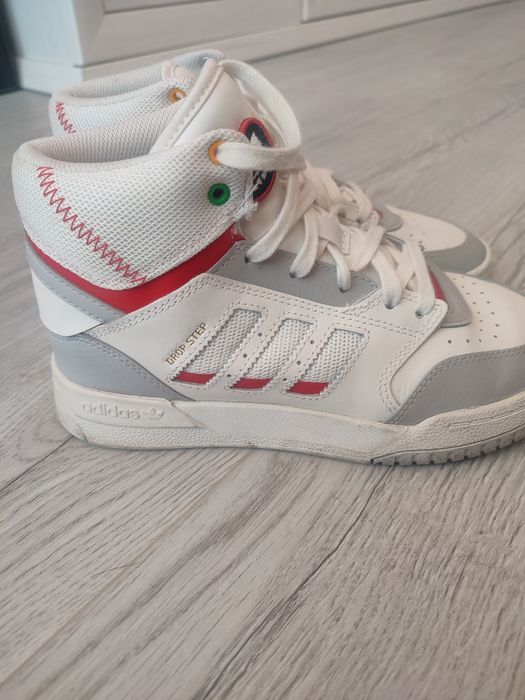 Високи кецове Adidas!