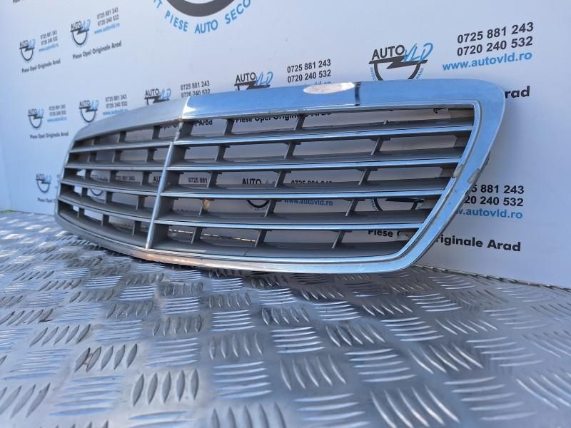 Grila radiator Mercedes E-Class W211