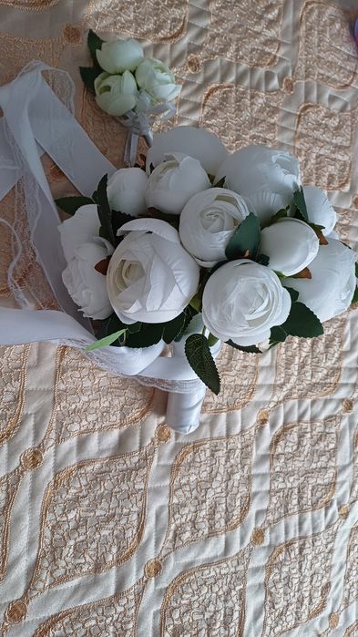 Свадебный букет и бутоньерка