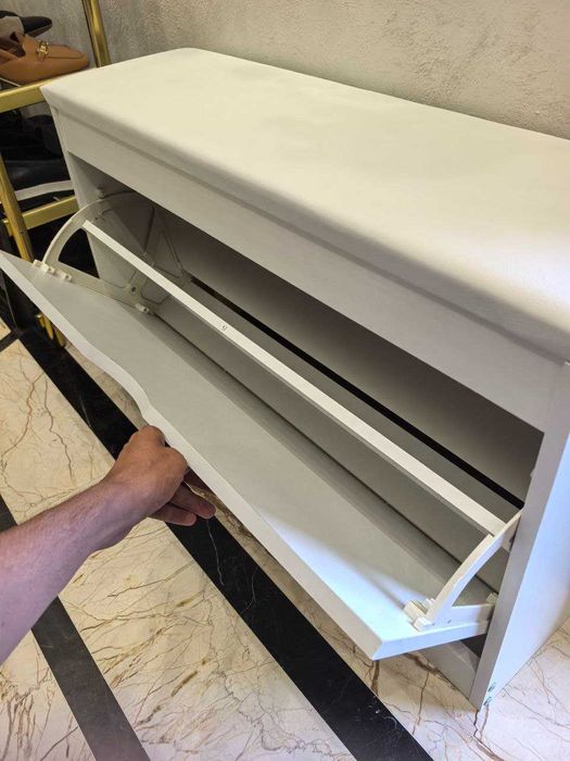 обув полка , обувница